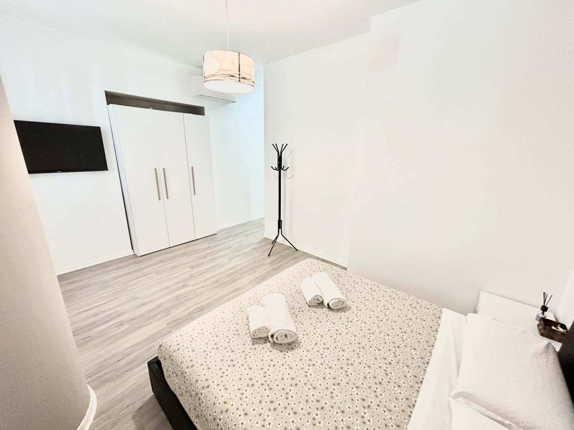 Un Letto Ideale Eur Pensionat